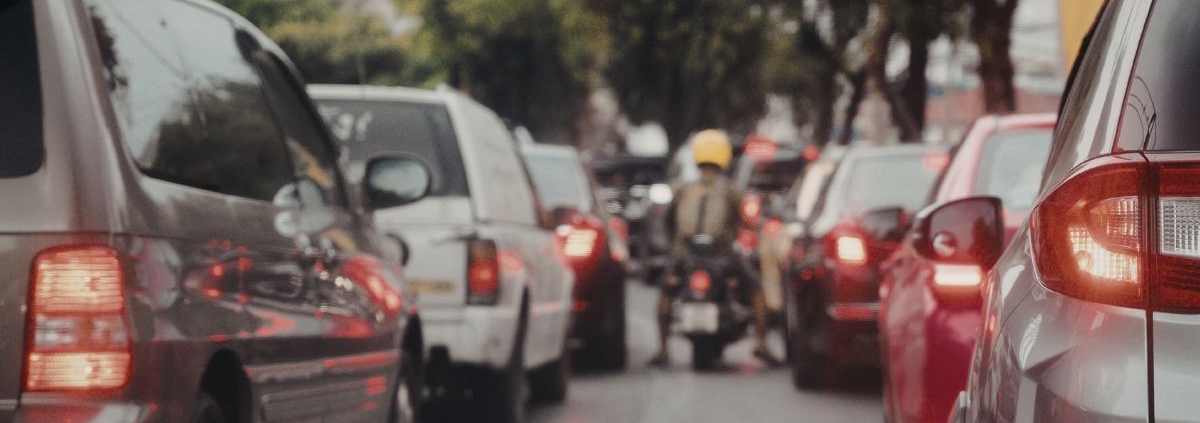 LABO Berlin geht oft unverhältnismäßig streng vor und widerruft Mietwagengenehmigungen für UBER / BOLT sofort. Dagegen können Sie sich wehren.