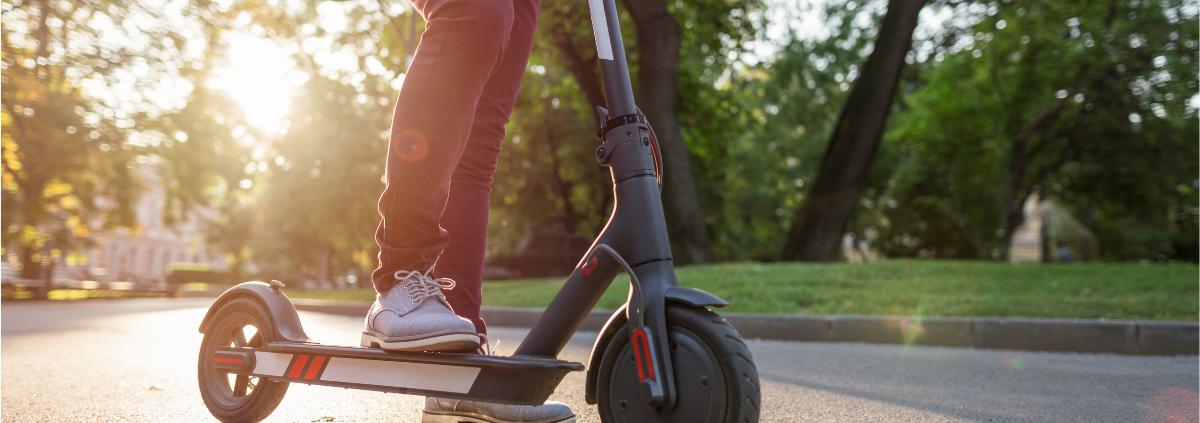 Alkohol und E-Scooter vertragen sich nicht